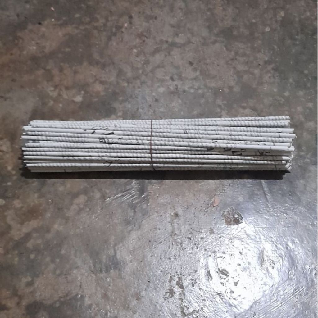 Lintingan kertas bahan kerajinan tangan kertas bekas 100 pcs