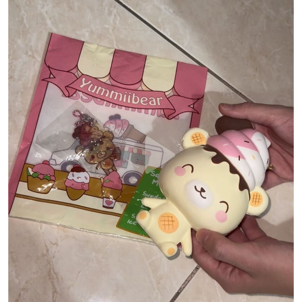 Yummiibear Original Closed Eyes
