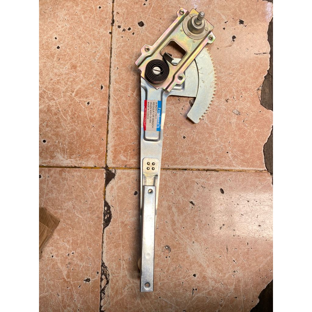 WINDOW REGULATOR / PUTARAN KACA CHEVROLET LUV KBD26 KBD 26 BERKUALITAS