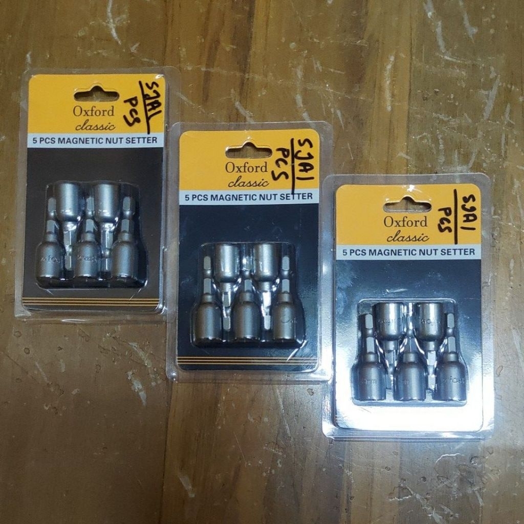 MATA BOR BAUT BAJA RINGAN OXFORD 8 x 42MM