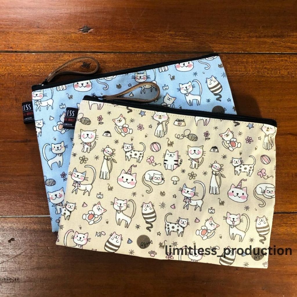 

Limitless - KANVAS MOTIF Pouch Document Seri C Ukuran Buku Nota Besar/ Pouch Nota dan Buku Batik Arisan / Pouch Alat Tulis dan Charger / Dompet Bendahara