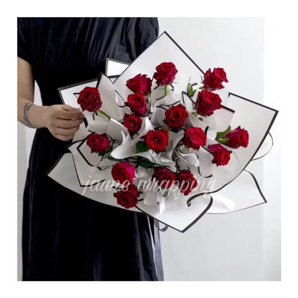 

[1PAK/20LEMBAR] JKA Kertas Buket Bunga / Flower Wrapping Paper Cellophane