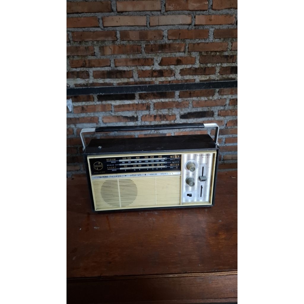 Radio telesonic 225rb jadul antik vintage display lawas kuno anggap mati