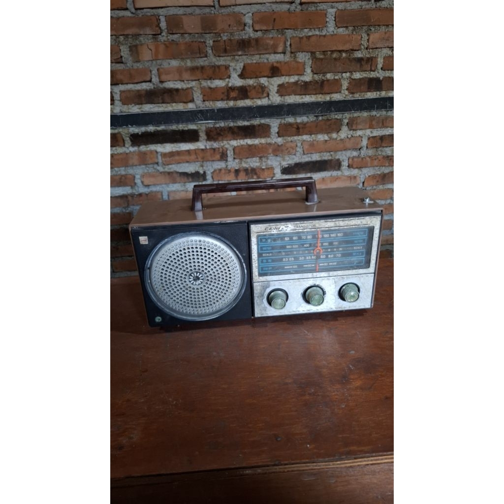 Radio cawang 165rb jadul antik vintage display lawas kuno anggap mati
