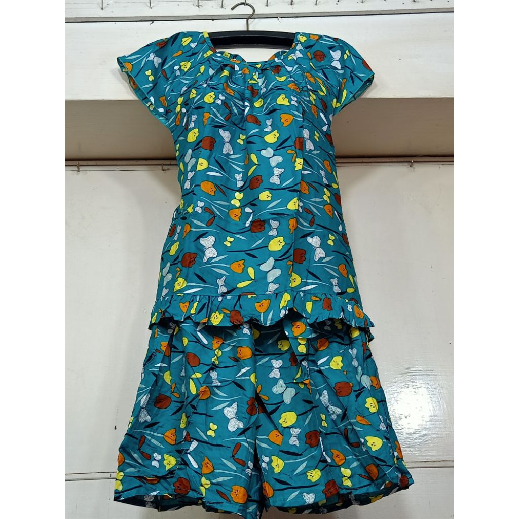 Setelan hotpants jumbo gajah putih