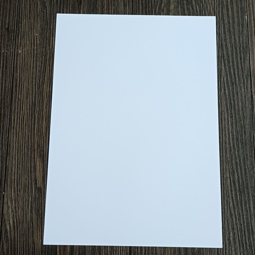 

Kertas Foto / Photo Glossy Paper Glossy / Kertas Inkjet Foto A4 210 x 297 mm isi 20 Lembar