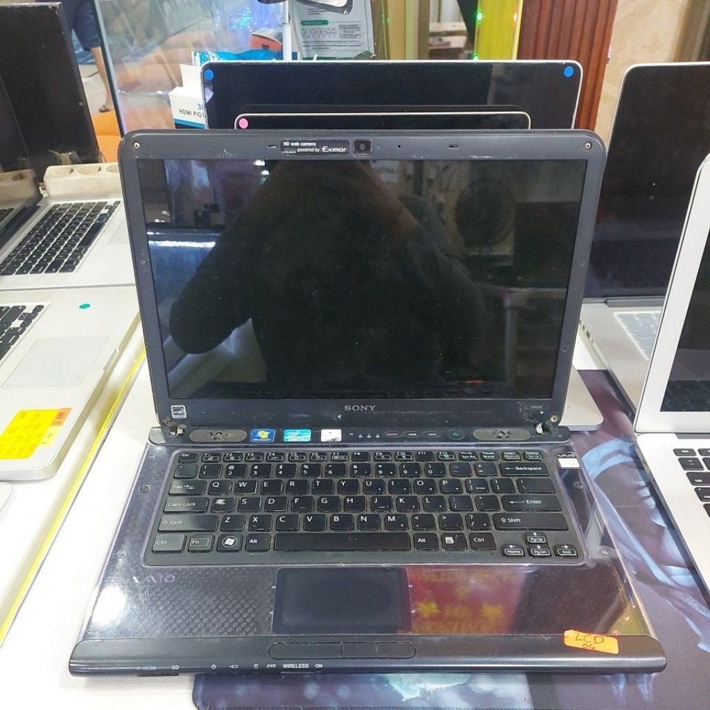 Laptop Sony Vaio PCG-61711W CORE i5 LCD BAGUS MESIN BAGUS jual kondisi seperti ini mati total tanpa 