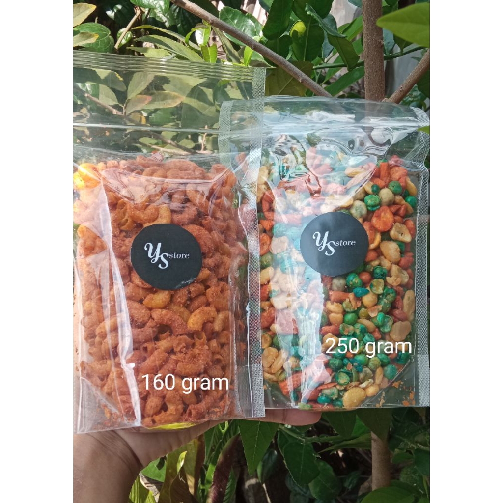 

Snack Cemilan Makaroni & Kacang Mix
