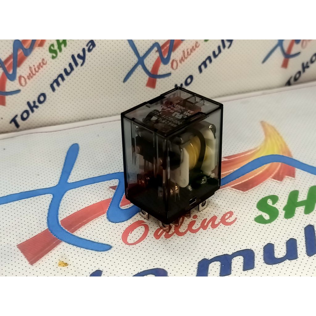 Power relay HH62P-L fuji electric Relay 200-220v