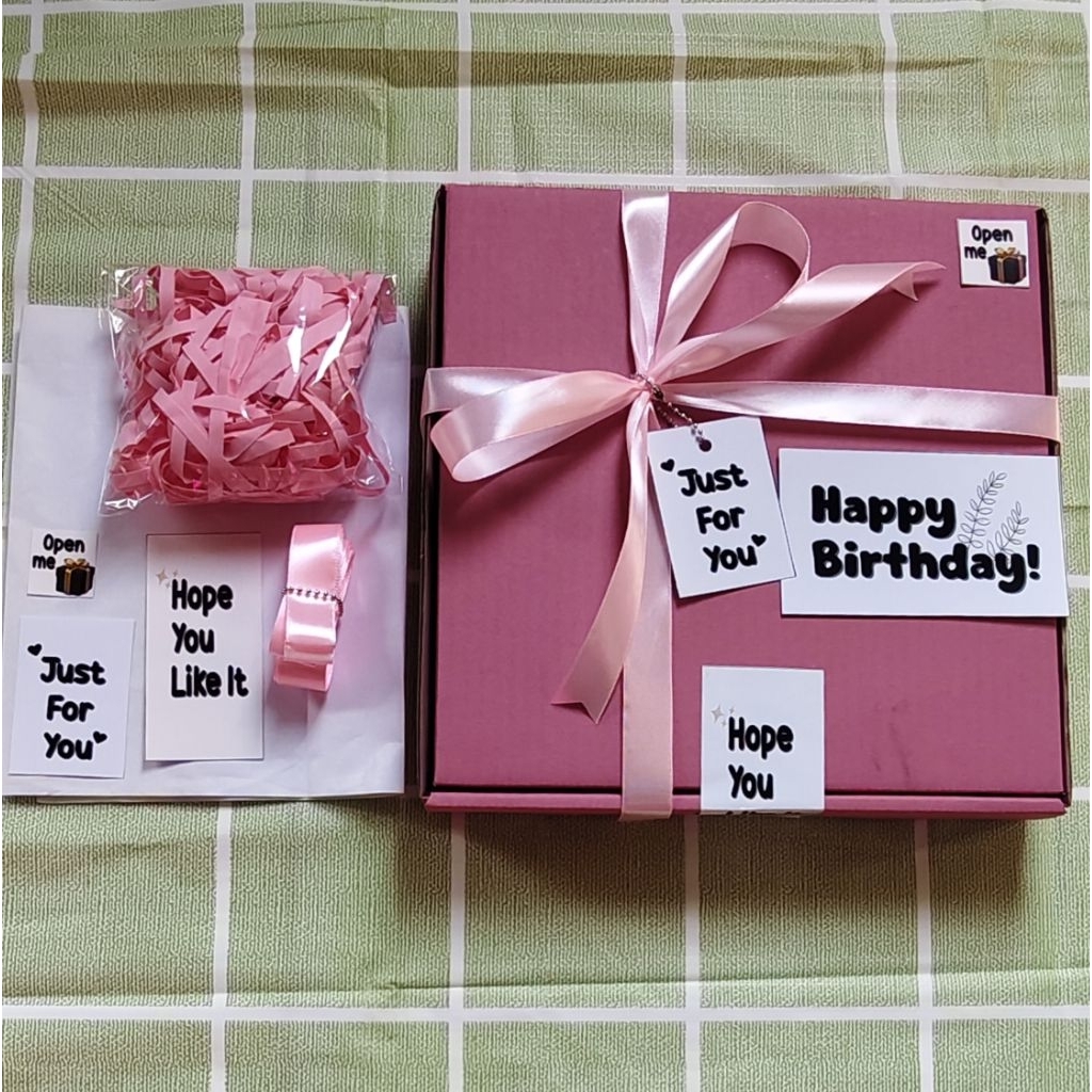 

Box Hampers Pink Gift Box Kotak kado Ulang Tahun set Box Aesthentic Hadiah