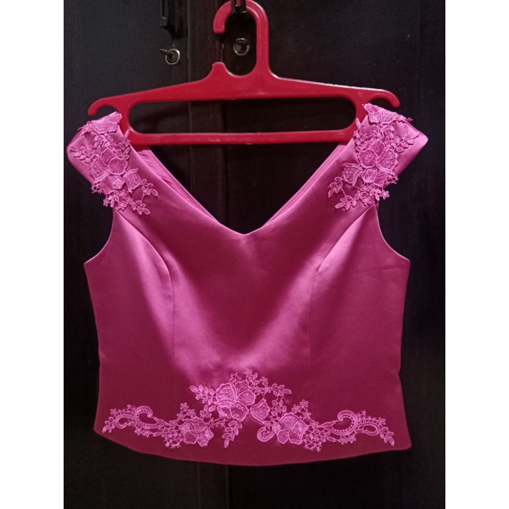 Baju pesta wanita pink
