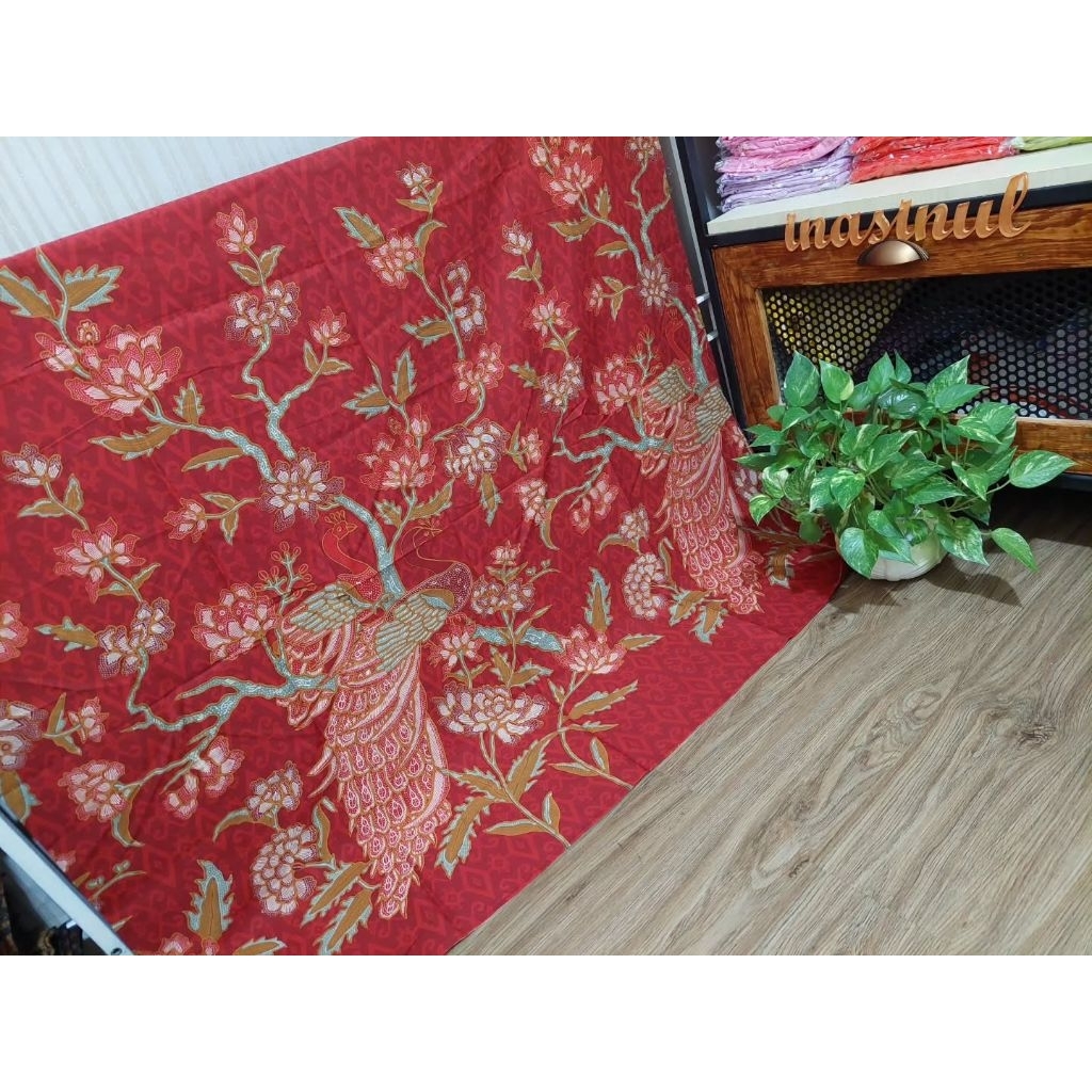 Kain Batik Katun Premium Motif Burung Merak
