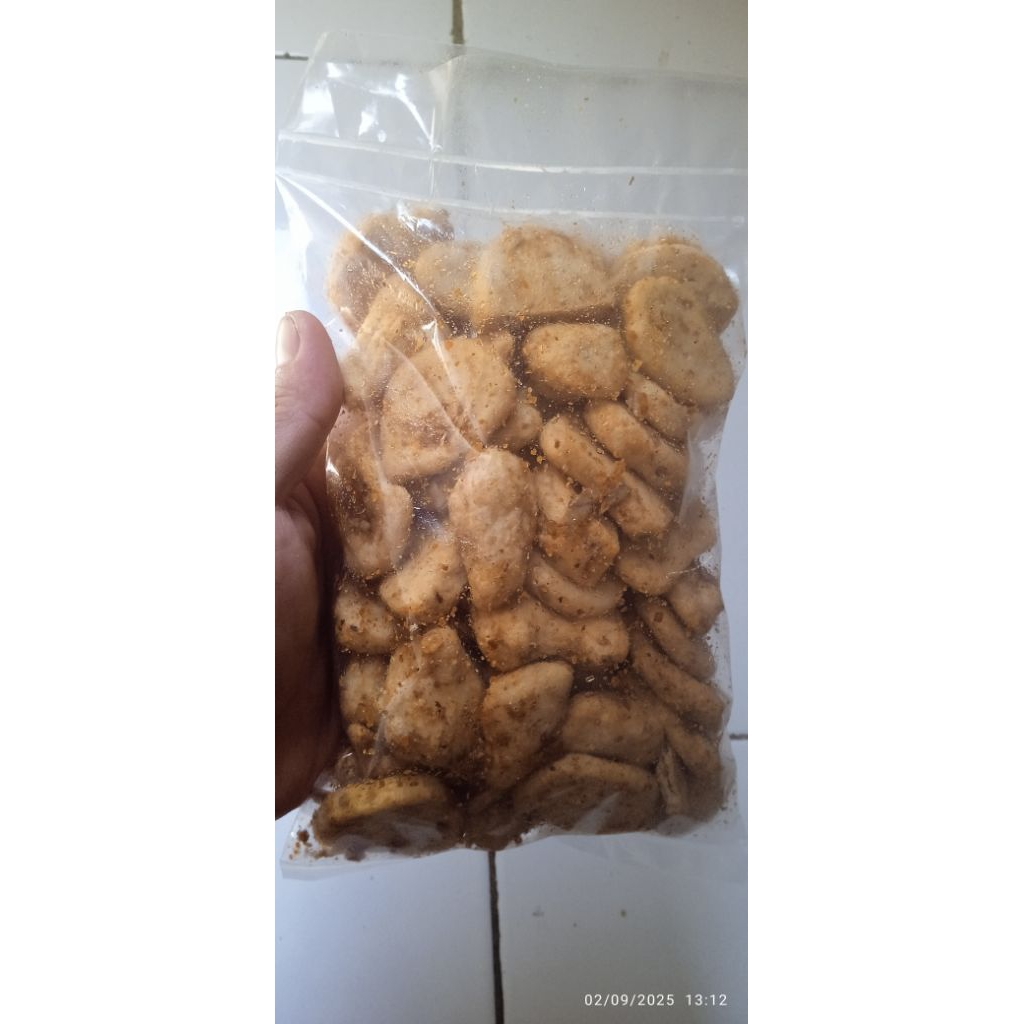 

Basreng pedas daun jeruk