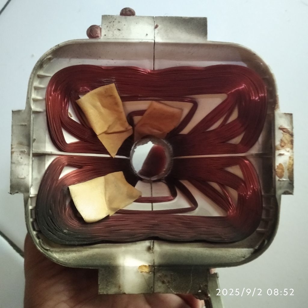 YOKE DEFLEKSI 6201D CABUTAN DARI POLYTRON 14 INCH NORMAL