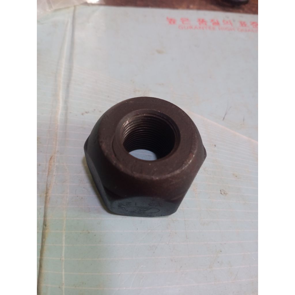 mur baut roda depan truk Fuso Hino Nissan canter eceran