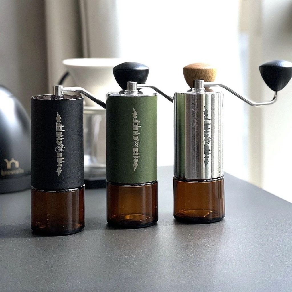 MisChief M40 hand grinder coffee  comandante