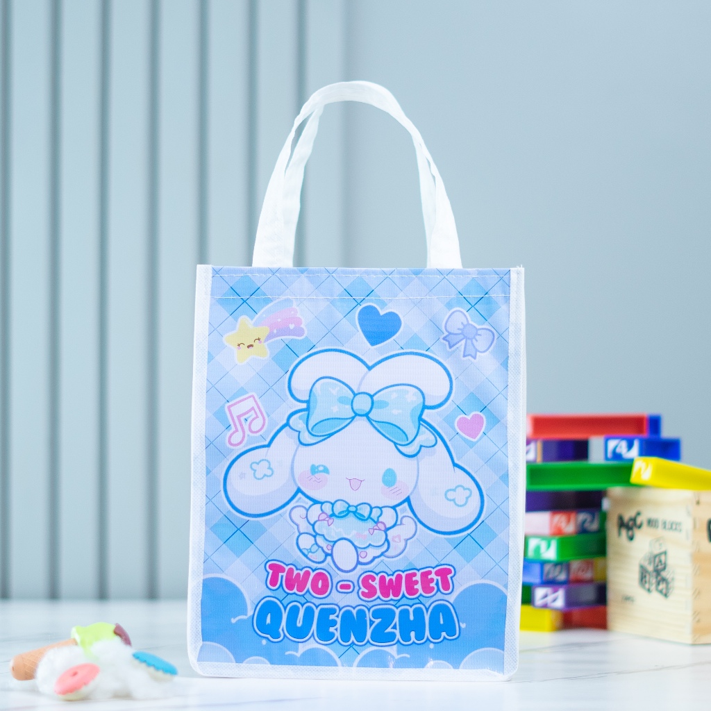 

Tas Ulang Tahun Anak TERLARIS Bisa Pakai Nama Dan Foto Anak Proses Cepat Boleh Minimal 15 pcs