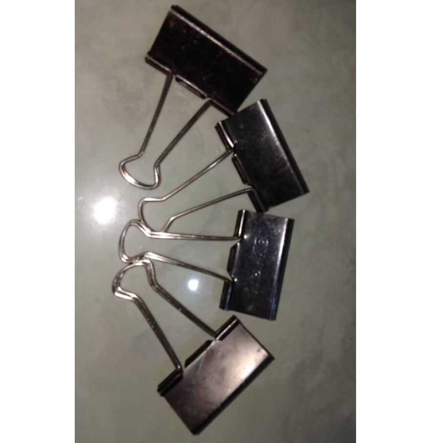 

Klip/penjepit kertas size jumbo dpt 4