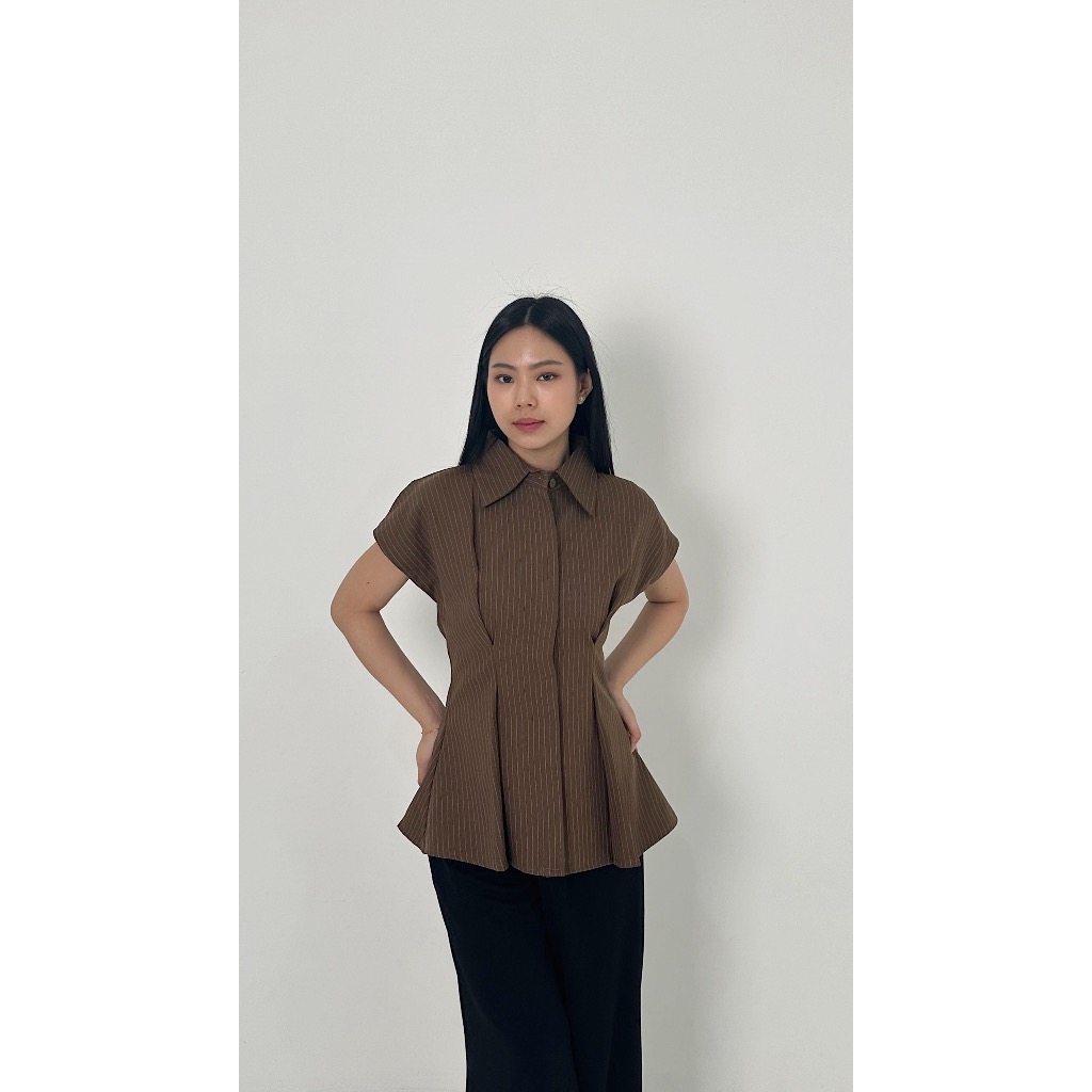 Alaia Top | Kemeja Salur Wanita | Lengan Pendek