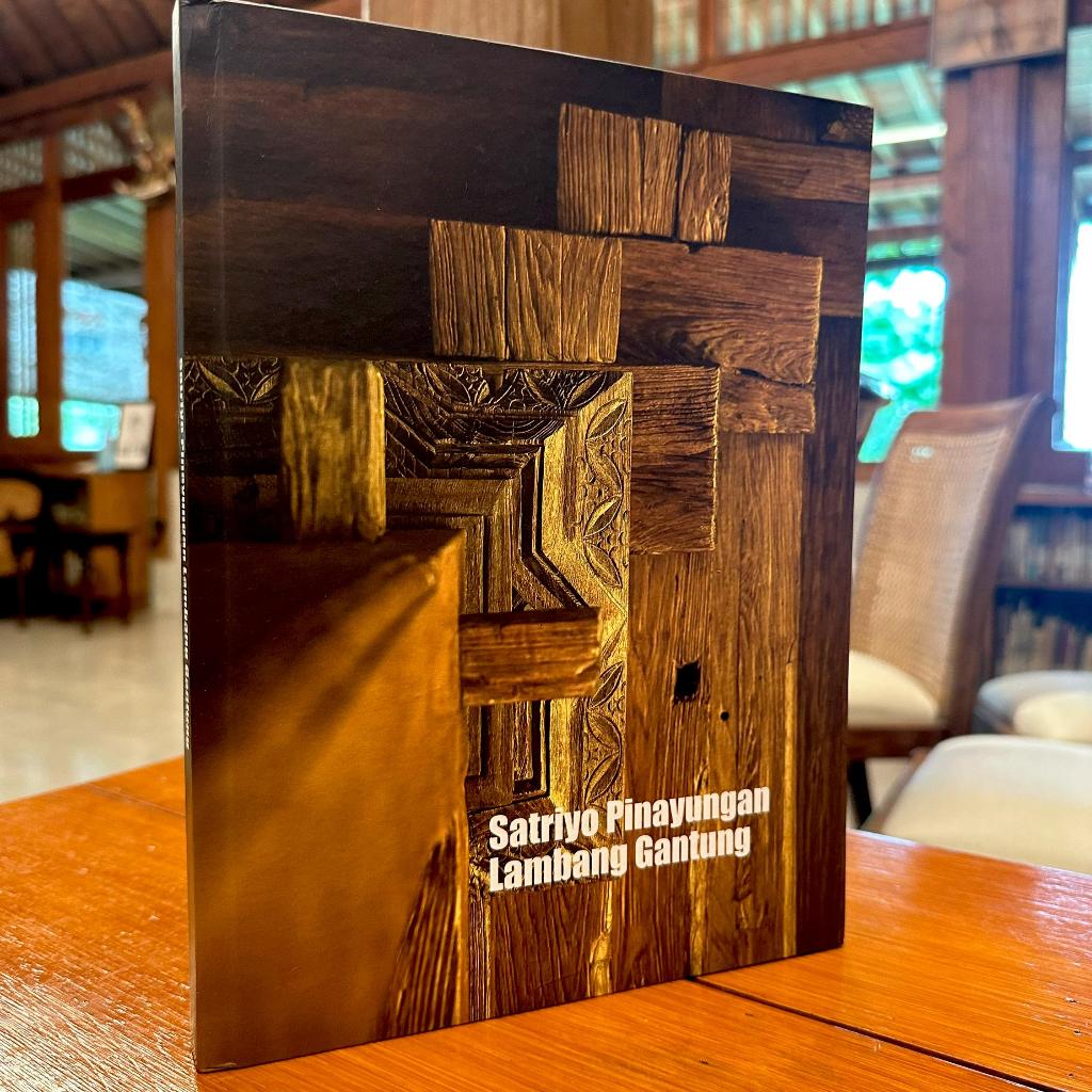 Satrio Pinayungan Lambang Gantung" Arsitektur Rumah Anies Baswedan