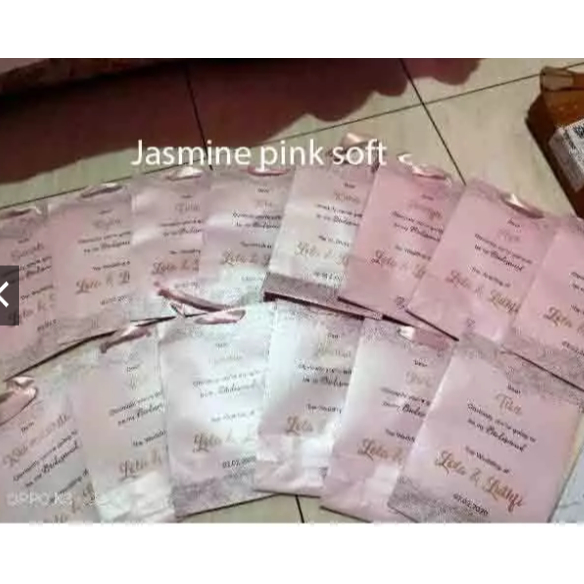 

Paperbag custom size request customer kertas berwarna