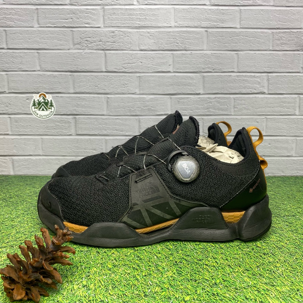 sepatu outdoor hiking gunung trail run TNF Valkyrie BOA 2 Goretex 43