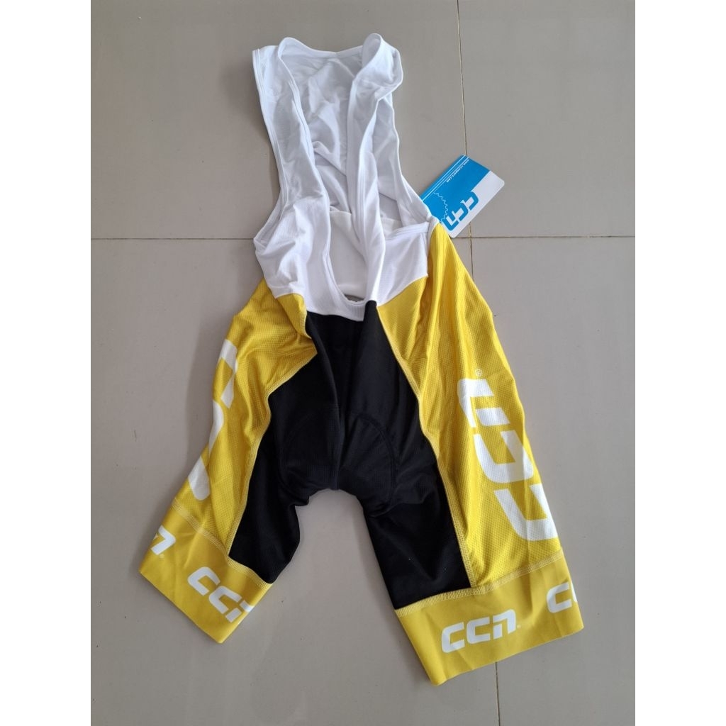 bib ccn kuning hitam