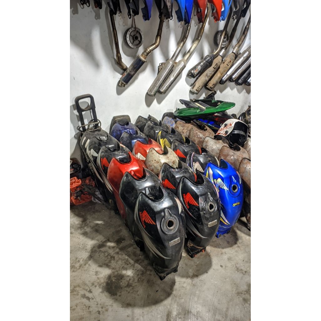 Tangki Megapro Primus Original Copotan Kondisi Bahan