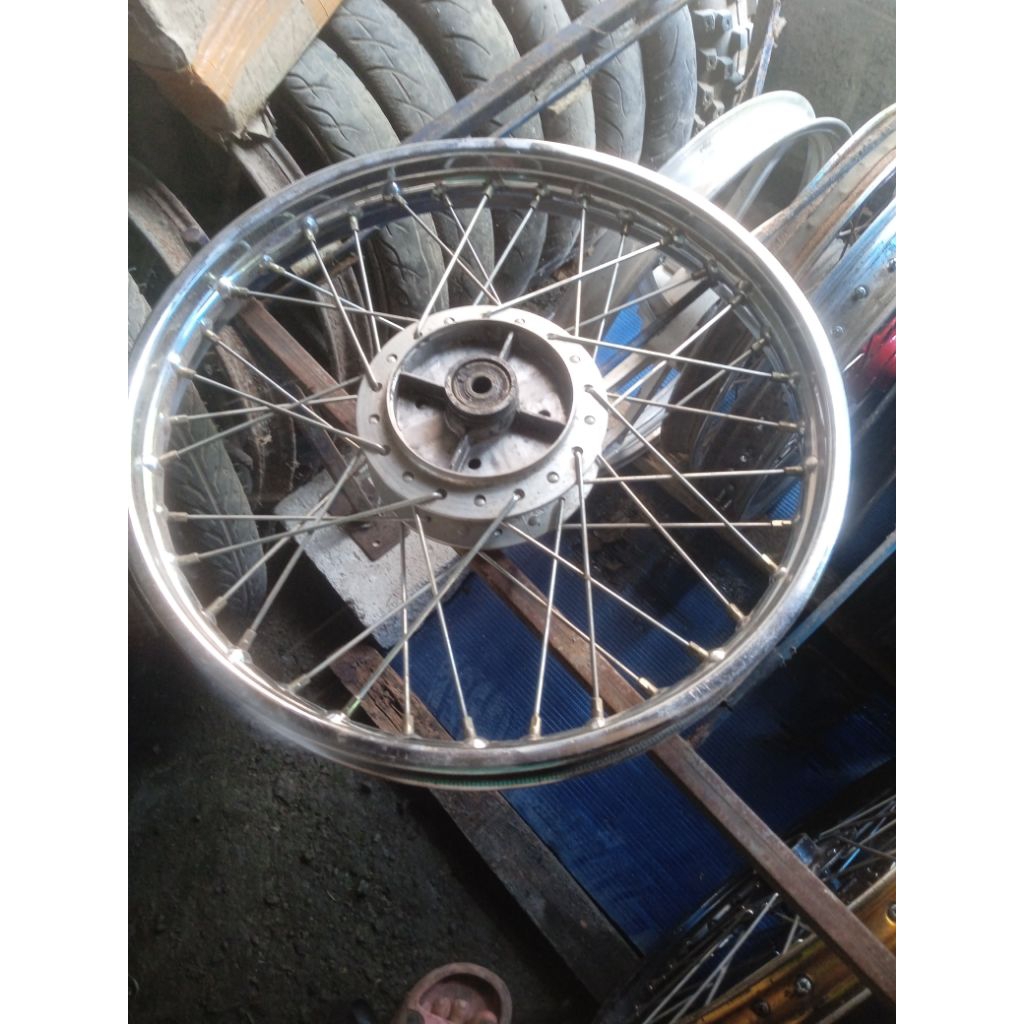 Velg belakang Supra x 100cc muluss