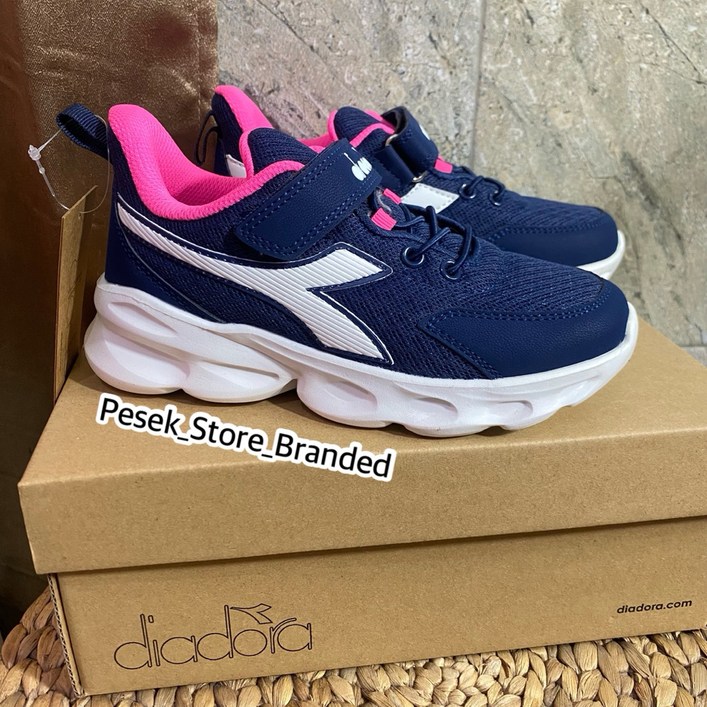 Sepatu diadora Napoli Jr navy size 30,32,33,34,35,36 original