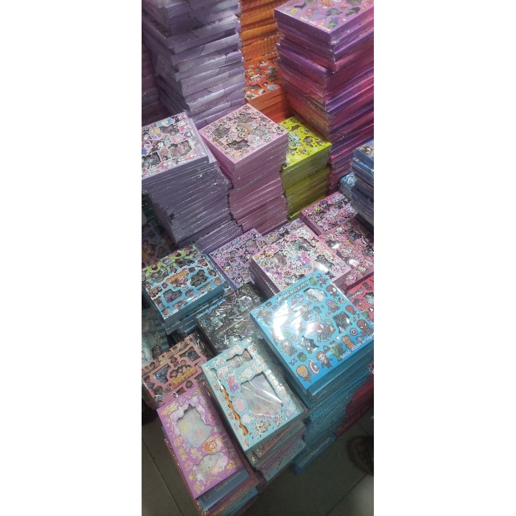 

sticker karakter isi 100pc