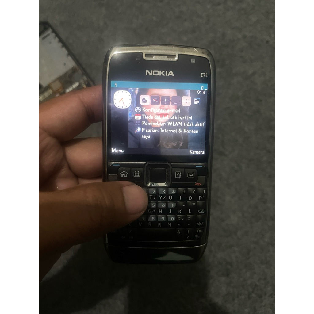 nokia e71