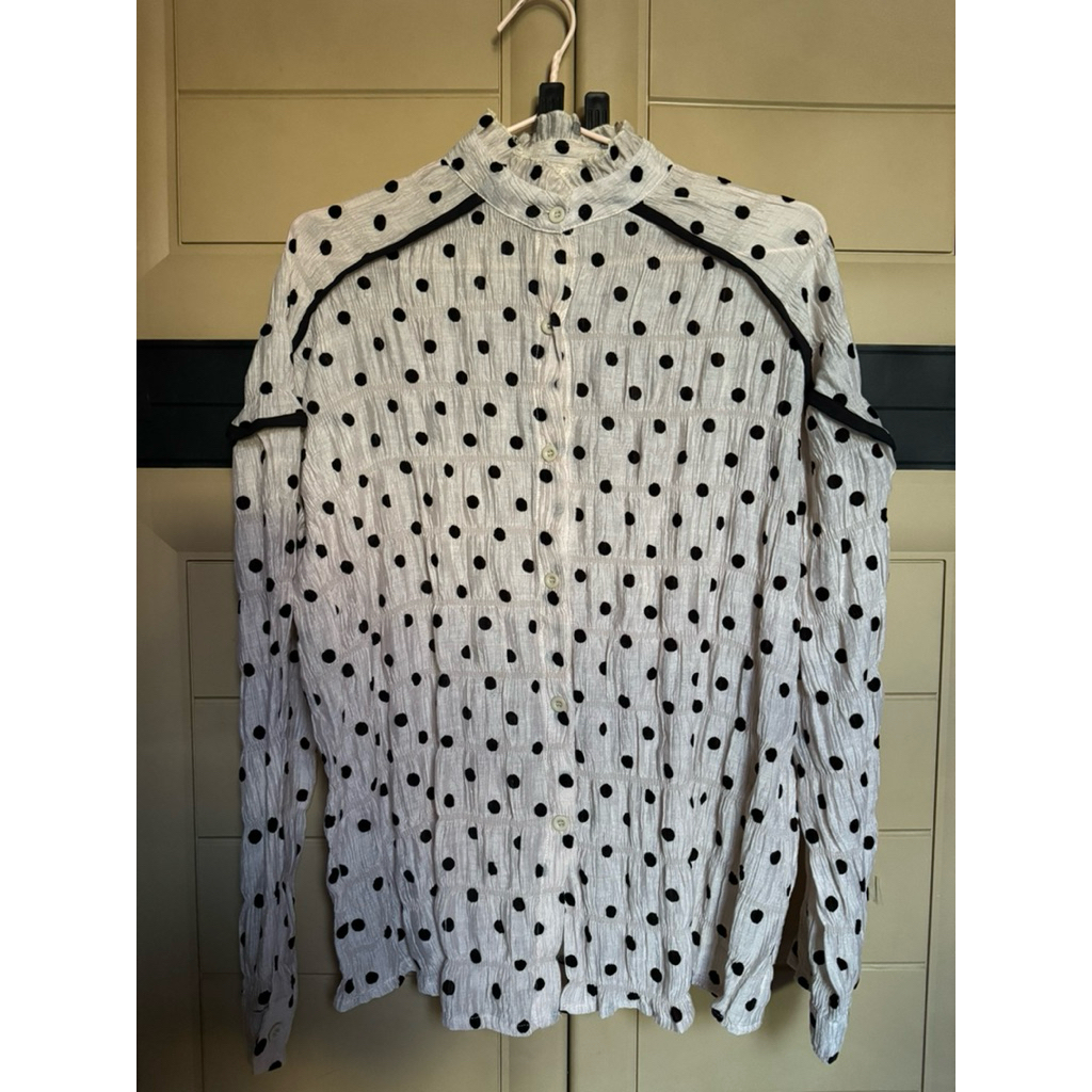 Blouse smoke polka