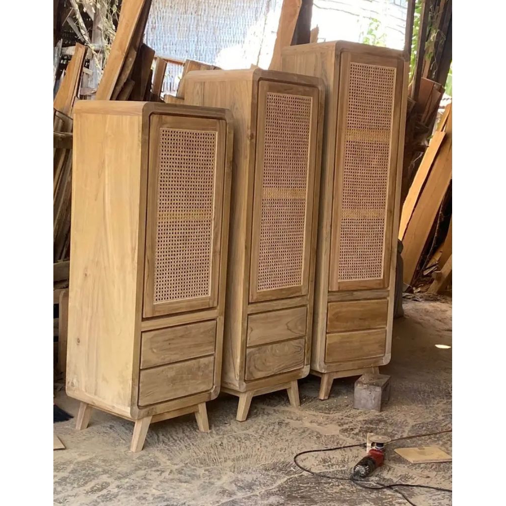ALMARI ANAK KAYU JATI ALMARI 1 PINTU KAYU JATI ALMARI MINI ALMARI KOS