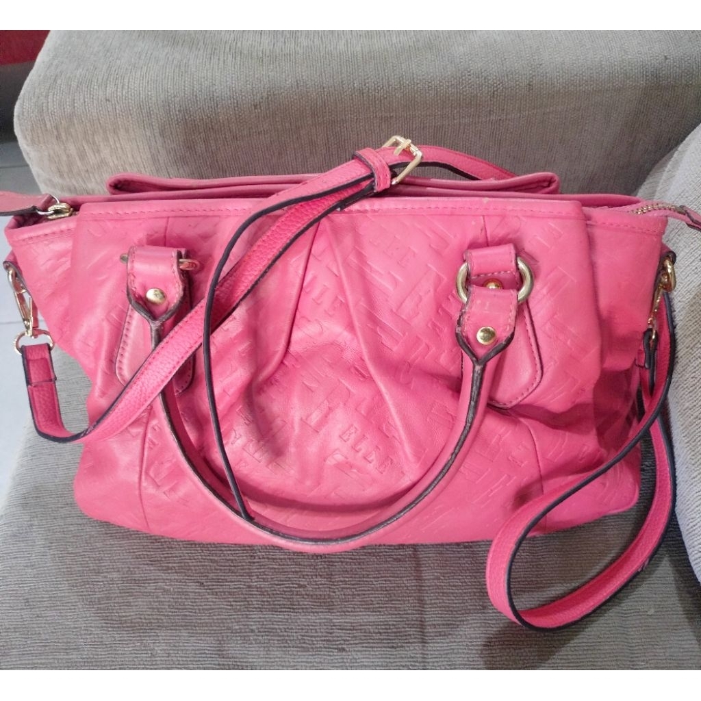 Tas ELLE selempang cantik warna merah bata preloved