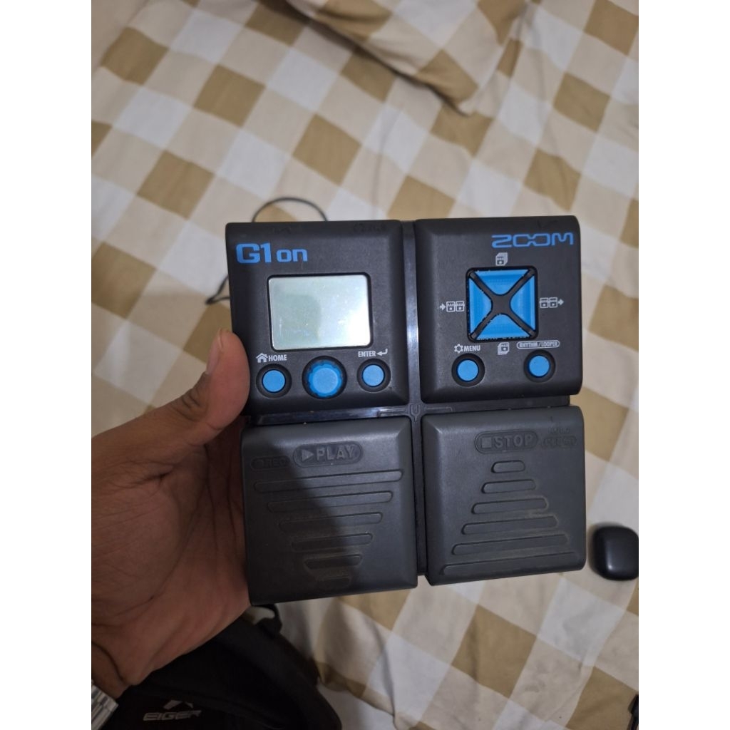 efek gitar zoom g1on