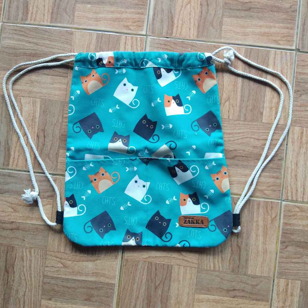 Preloved MR.DIY Tas Serut Motif Kucing