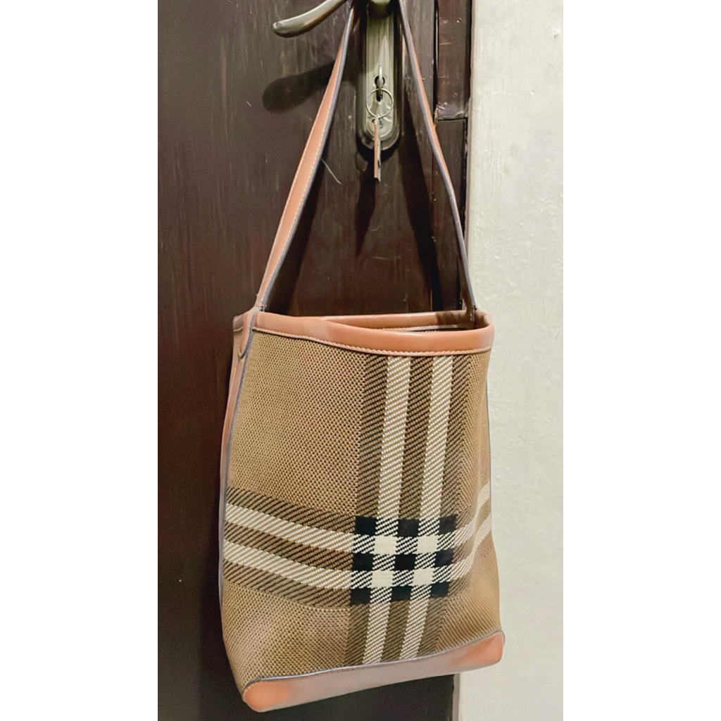 PRELOVED - Tas Bucket