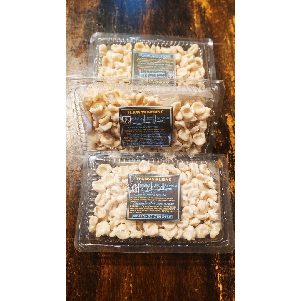 

TEKWAN KERING IKAN TENGGIRI 500gr +BUMBU KERING