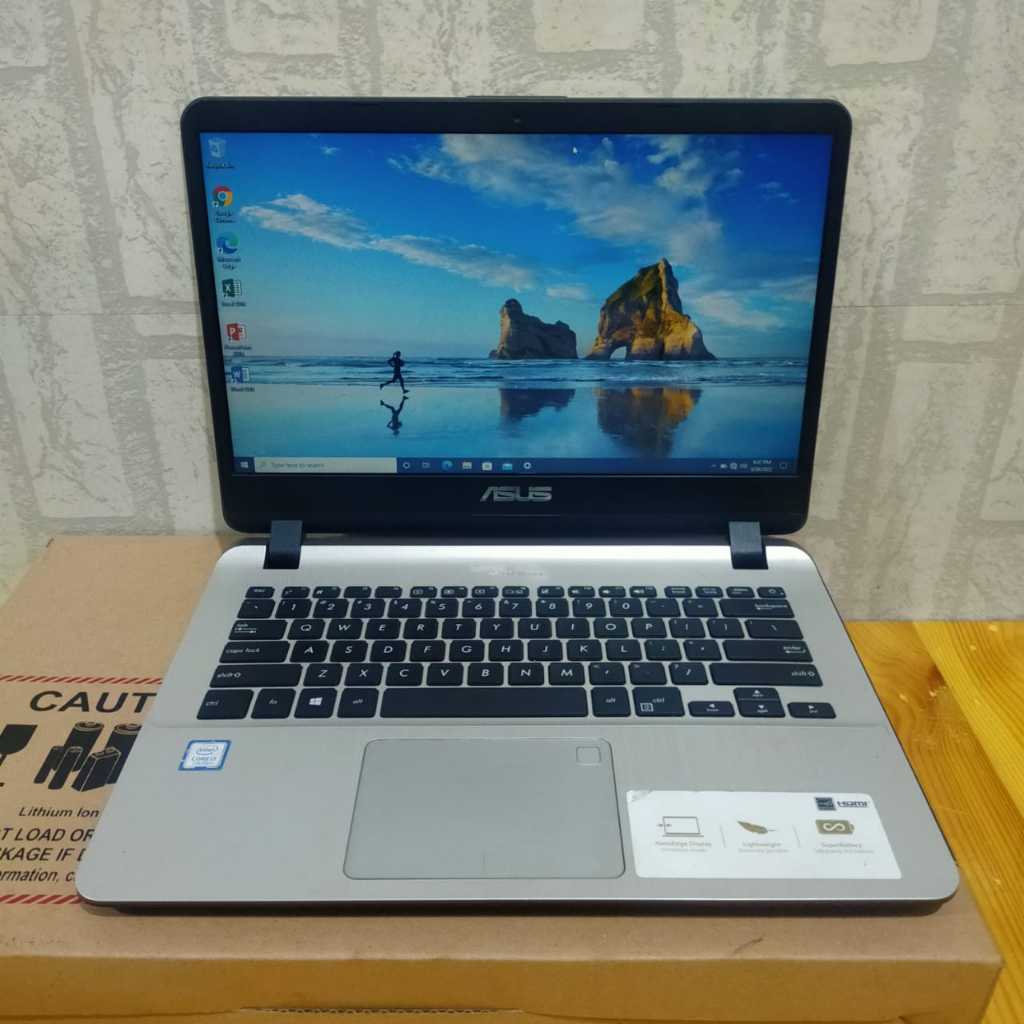 LAPTOP SECOND,Laptop Asus VivoBook A407U, Intel Core i3 - 7020U, Intel Hd Graphics 620, Ram 4 Gb / 1