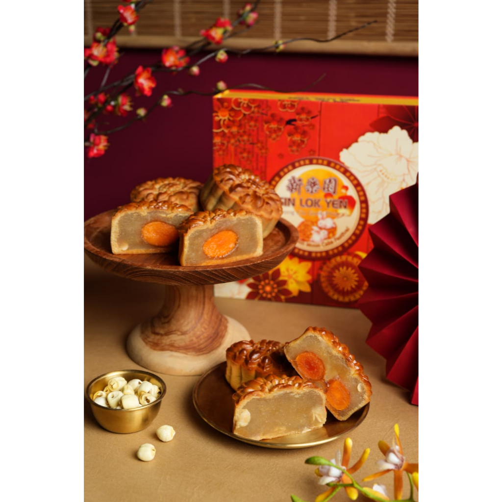 

SIN LOK YEN KUE BULAN RASA LIEN YUNG TERATAI DAN LIENYUNG ISI TELUR. MID AUTUMN MOON CAKE FESTIVAL. SINLOKYEN TIONG CIU GUEK PHIA