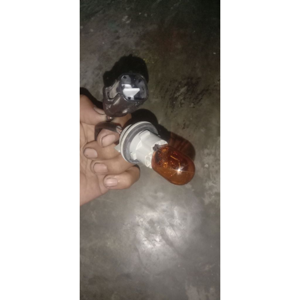 soket lampu sein