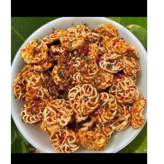 

krupuk pedo seblak viral krupuk mawar pedas daun jeruk 500grm