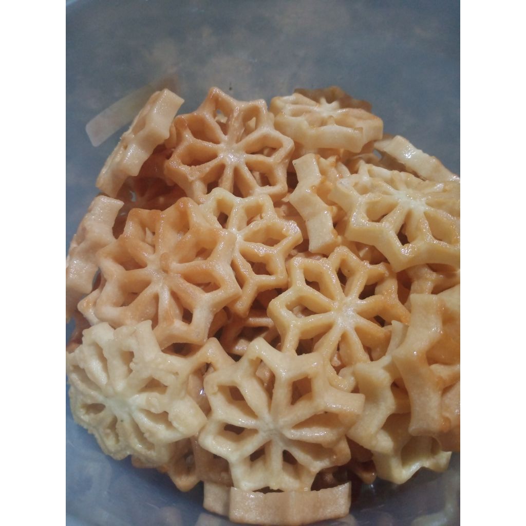 

Kue Kembang Loyang Manis isi 27 pcs |Kue Kering | Kue Lebaran