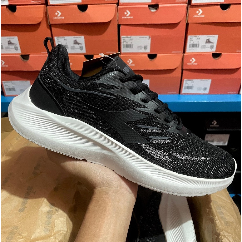 (BEST SELLER) Sepatu Diadora Gstar Black Shoes Men (Cowo) Original