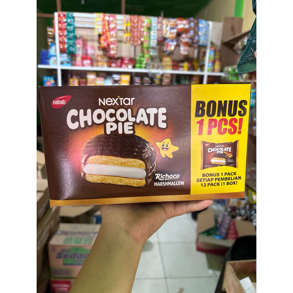 

nabati chocolate pie 1box isi 12pcs+1pcs