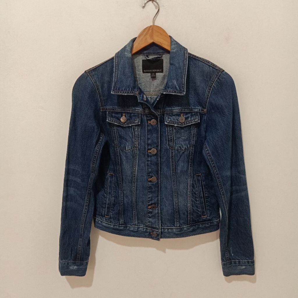 BANANA REPUBLIC Distressed Trucker Denim Jacket