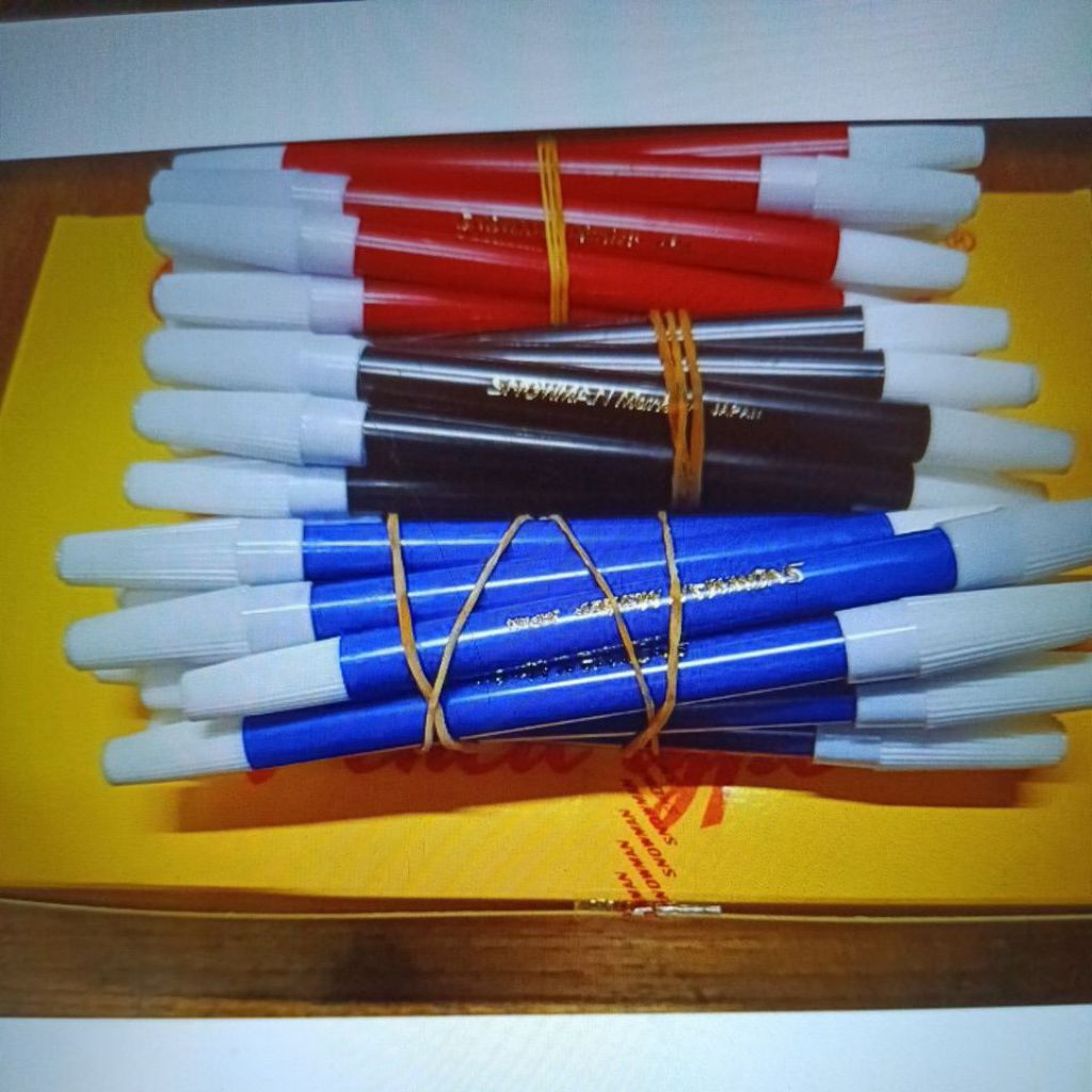 

1 lusin spidol snowman kecil 3 warna