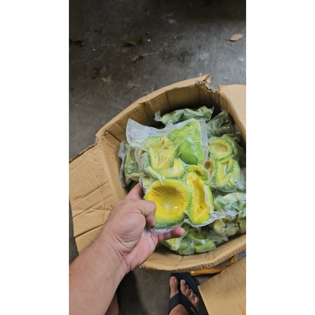 

Alpukat mentega super / alpukat lampung super 500gram frozen