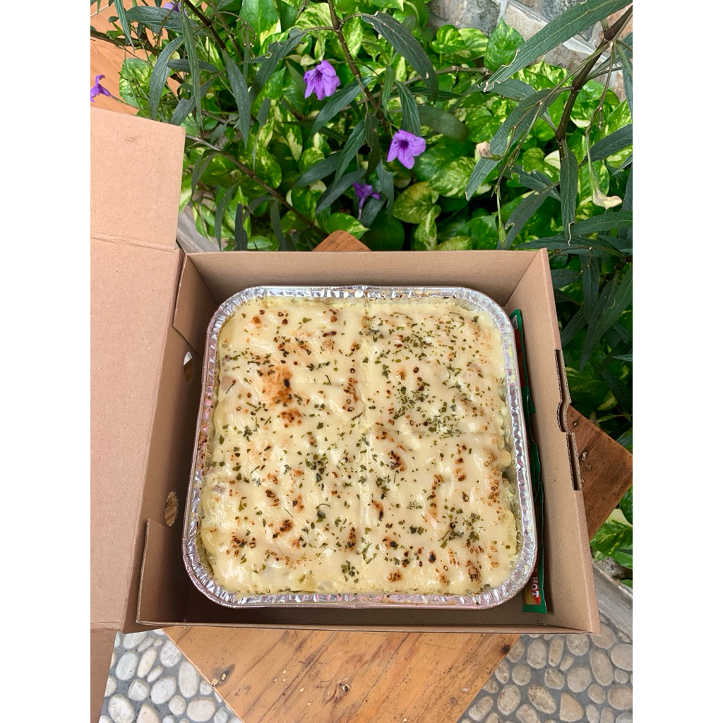 

Macaroni Schotel — Tera Bite (20 × 20 × 5 cm)